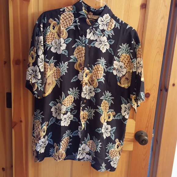 Hawaiian Silk Company Other - *BOGO 1/2 OFF* Silk shirt